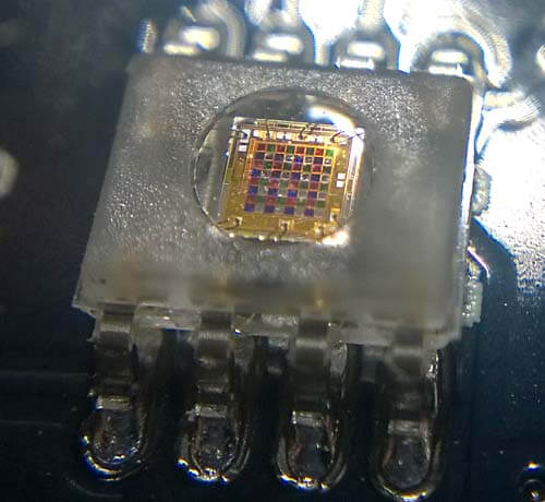 TCS230/TCS3200-Chip in vergrößerter Darstellung