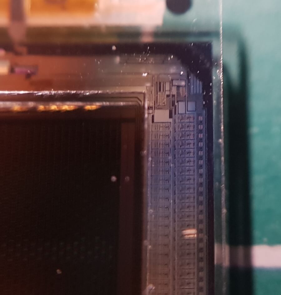 Detailansicht der LCD-Anschlüsse