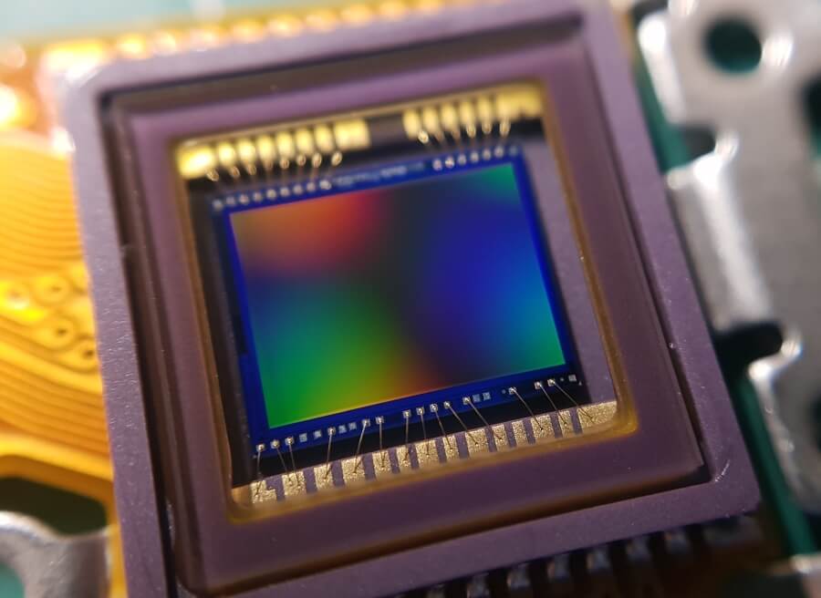 CCD-Chip mit Anschlüssen