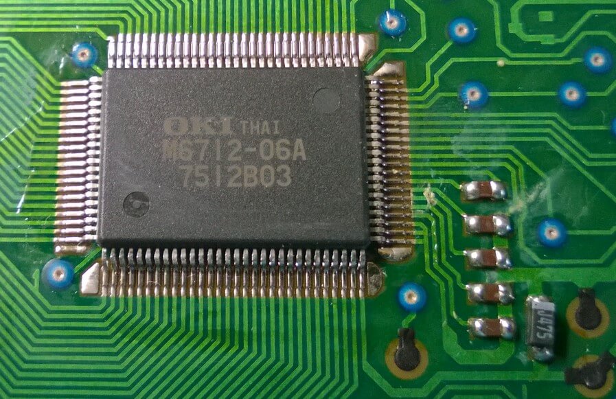 Prozessor des Rechners: OKI M6712-06A
