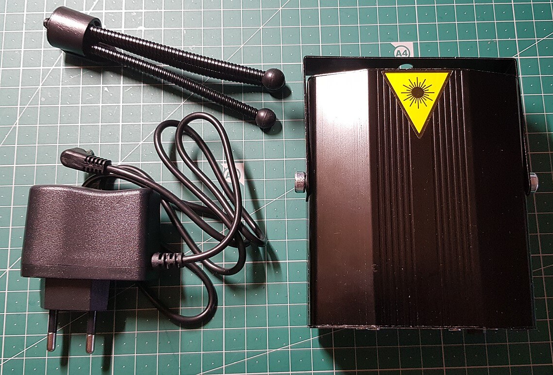 Laser Stage Light, Dreifuß und 5V-Netzadapter
