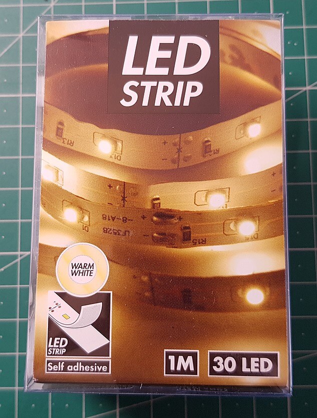 Originalverpackung des selbstklebenden LED-Strips mit 30 LEDs und 1m Länge