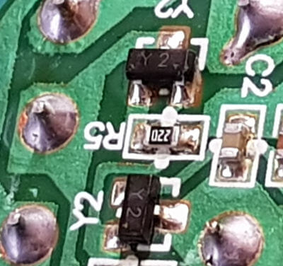 Detailansicht mit SS8550 PNP-Transistoren