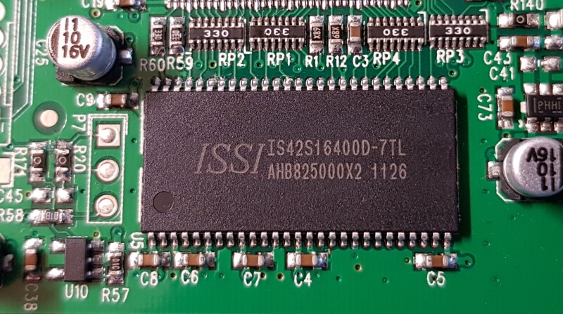 RAM-Bausteim IS42S16400D-7TLI 1Mbit