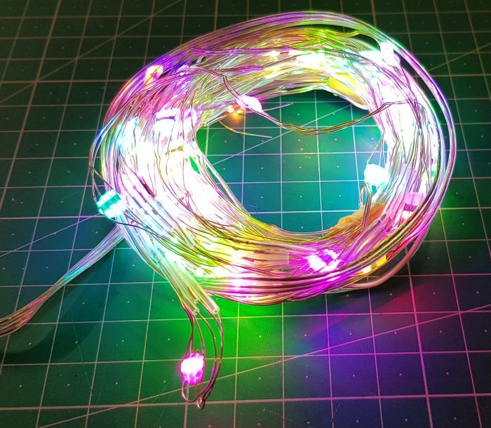 RGB-LED-Draht in Betrieb