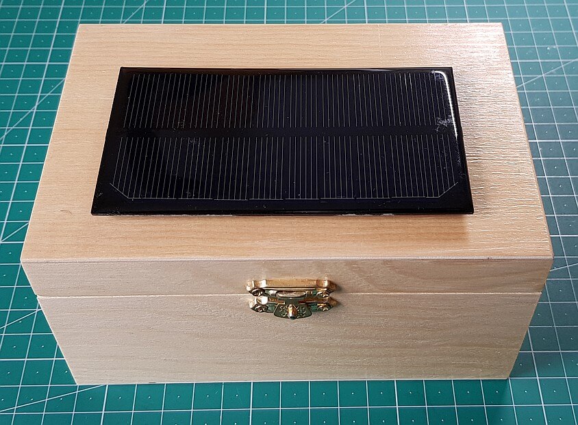 Fertige Solar-Lichterketten-Box